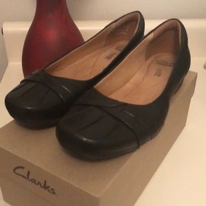 CLARKS soft cushion flats!